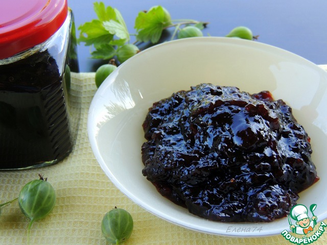 The gooseberry jam with orange and lemon