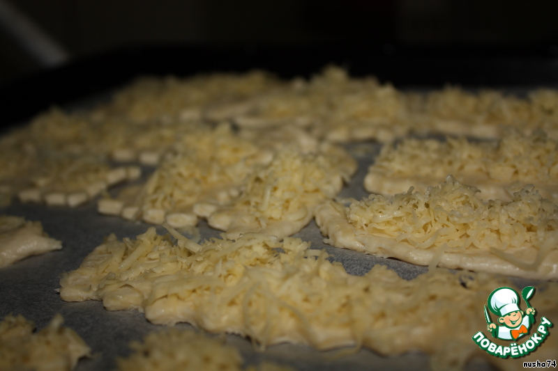 Biscuits with cheese and sour cream