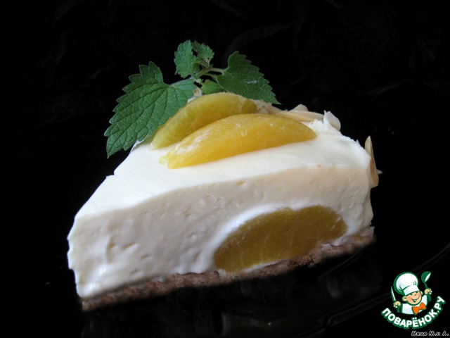 Cheesecake of the peach and white chocolate