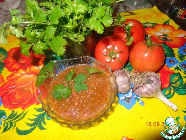 Tomato sauce with cilantro for the winter