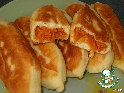 Pies with cabbage and carrots