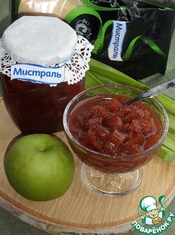 Rhubarb jam and apples