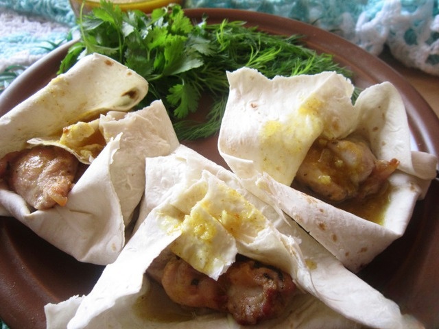 Курица-гриль в лаваше