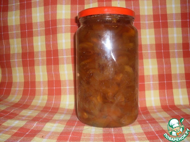 Jam of apples with mint