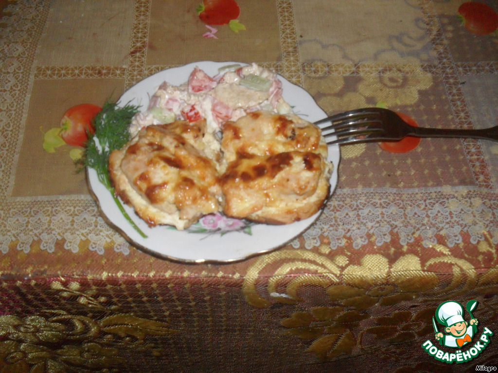 Chicken filet fried in cheese and garlic sauce