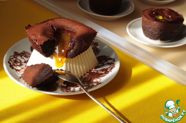 Chocolate fondant with orange marmalade