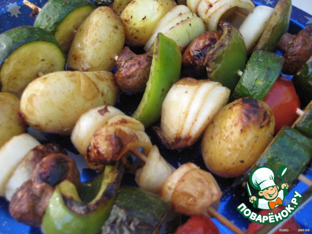 Vegetarian barbecue or grill vegetables