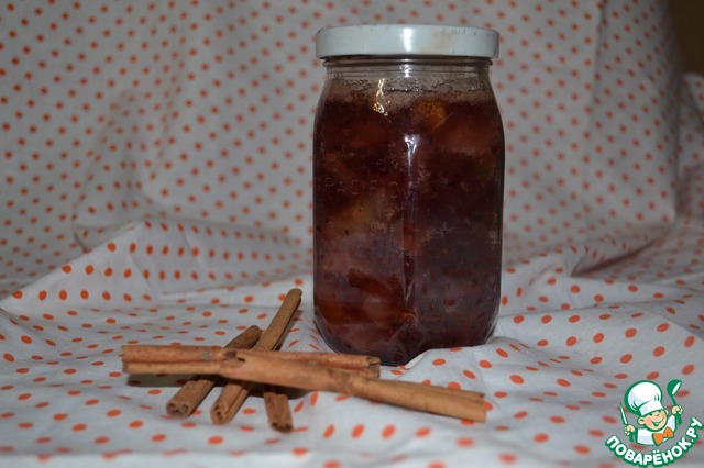 Spicy jam made from gooseberries and banana