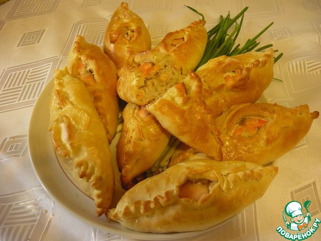 Pies with fish and rice 