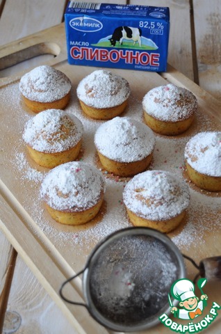 Carrot muffins with poppy seeds