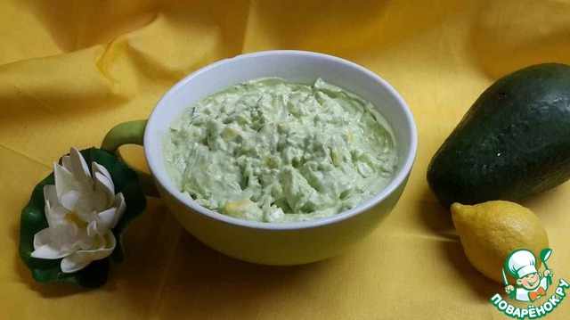 My mom's avocado salad