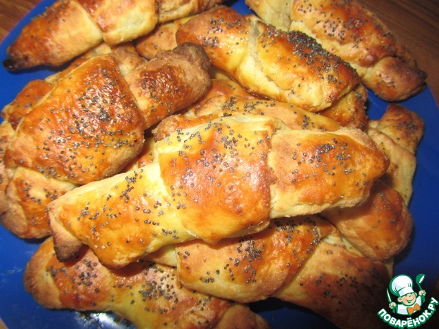 Cheesecake Crescent rolls with apples