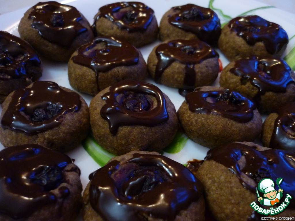 Chocolate cookies with cherries