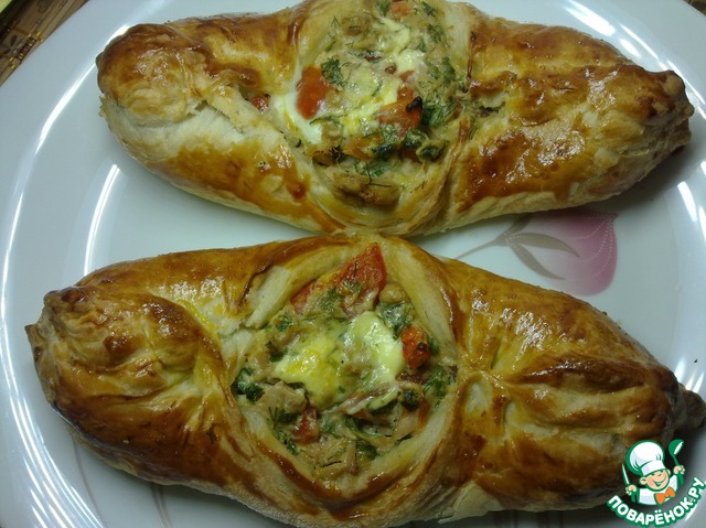 Puff boats with tuna