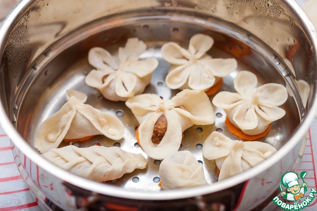 Chinese steam dumplings