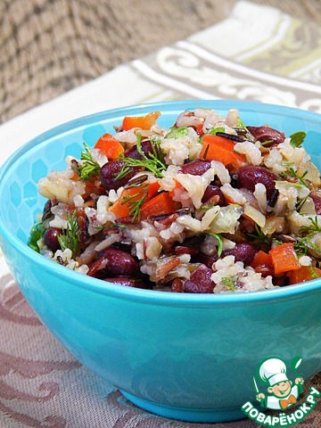 Салат с рисом и фасолью