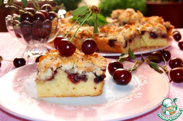 Delicate cherry pie with almond topping