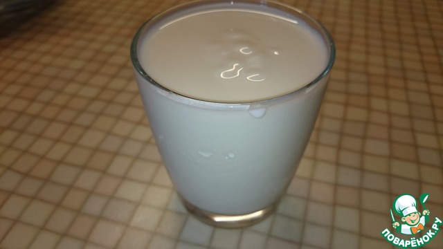 Sorrel soup with yogurt