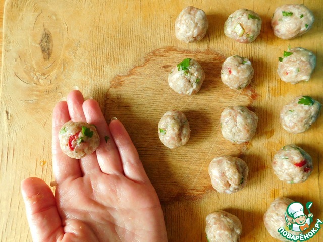 Frozen meat balls in Vietnamese manners