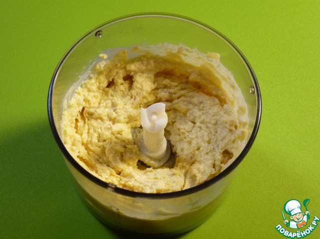 Закуска из хлебных корзиночек с семгой и каперсами