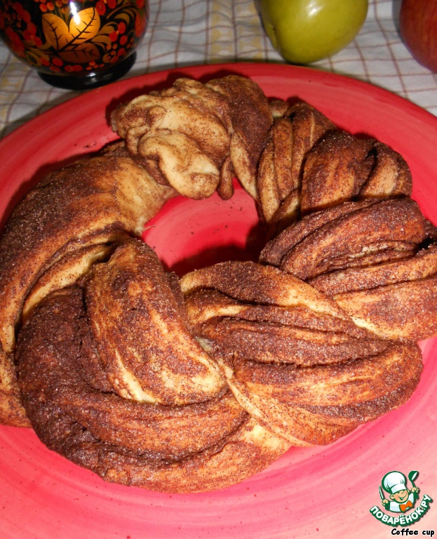 Braid with cinnamon or sweet bread