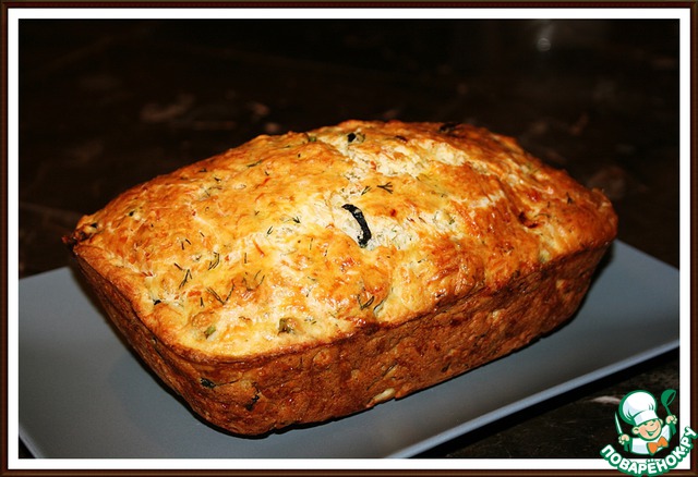 Cheese bread with olives and sundried tomatoes