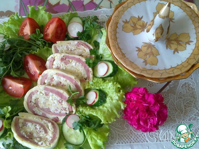 Cheese roll with ham and rice