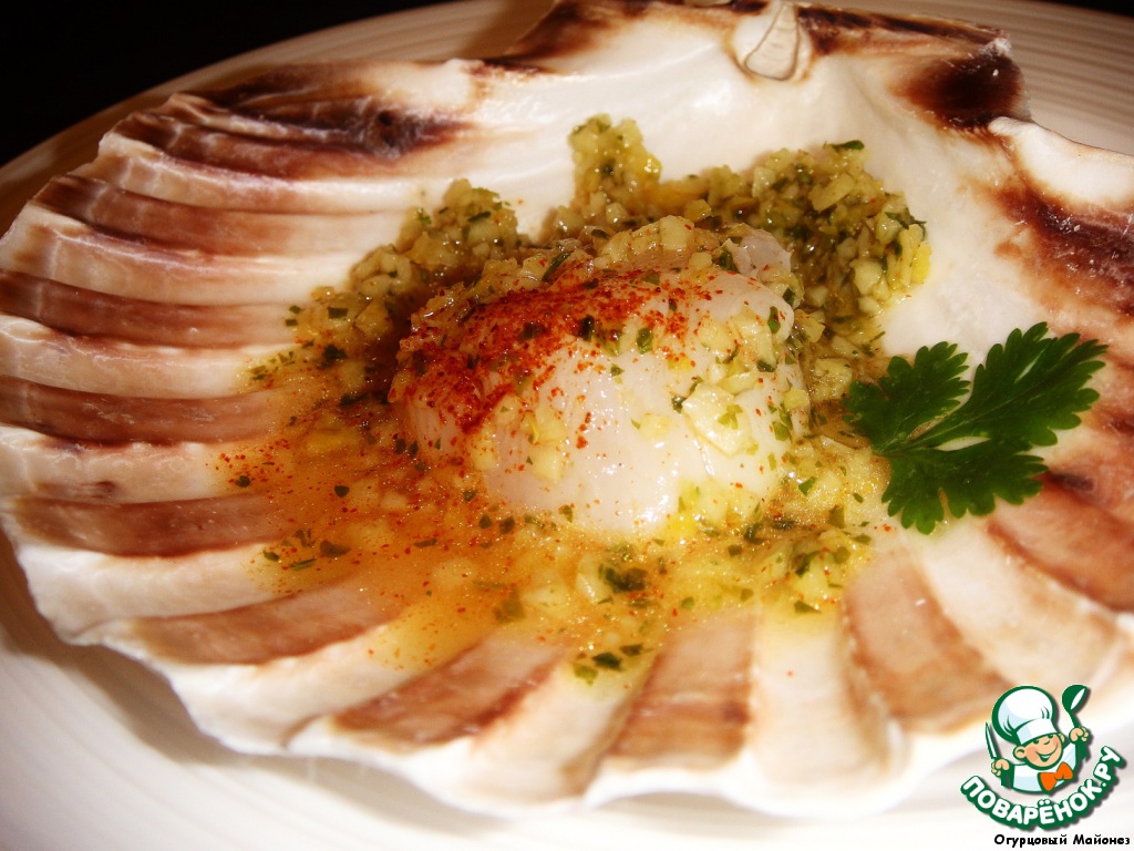Scallops in a marinade of 