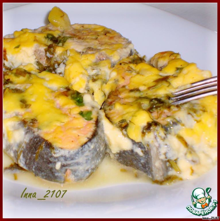 The fish in cream sauce with greens