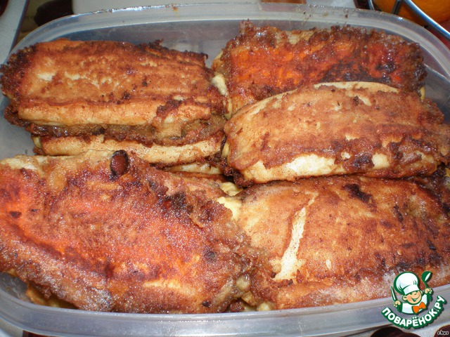 Fried crab sticks with cheese