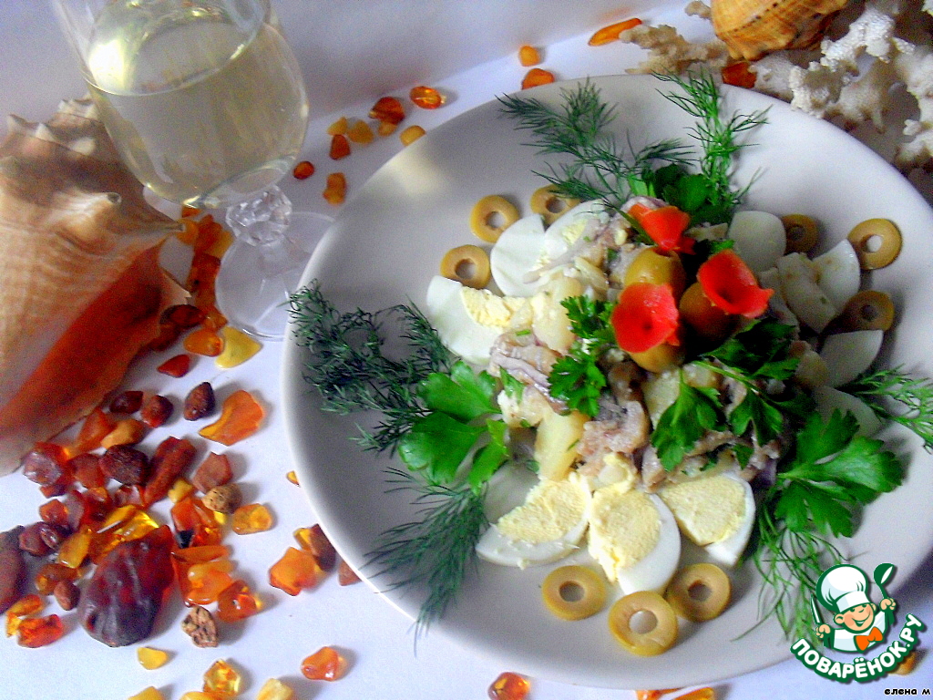 Salad with herring and potatoes