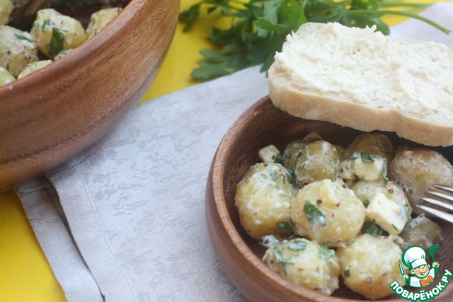 Potato salad with feta