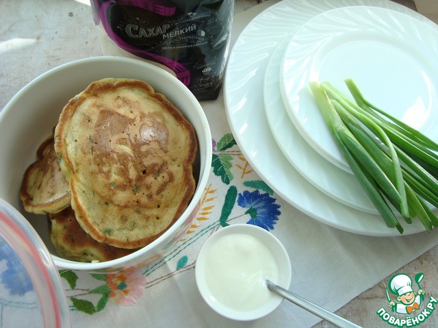 Pancakes with green onion and egg