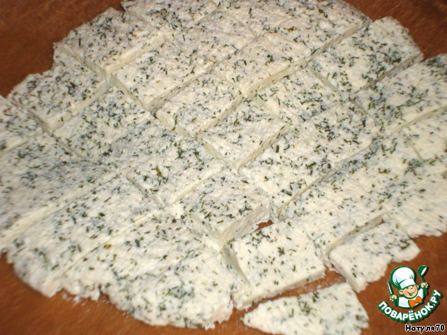 Soft cottage cheese with dill