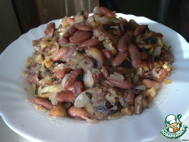 Lobio with mushrooms