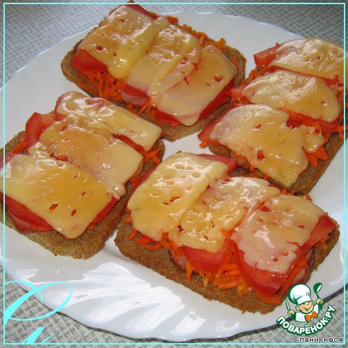 Горячие бутерброды с корейской морковью