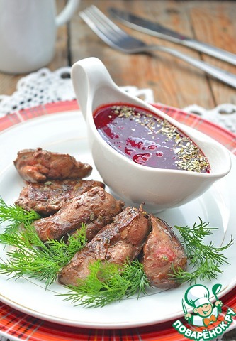 Chicken liver with beetroot and cranberry sauce