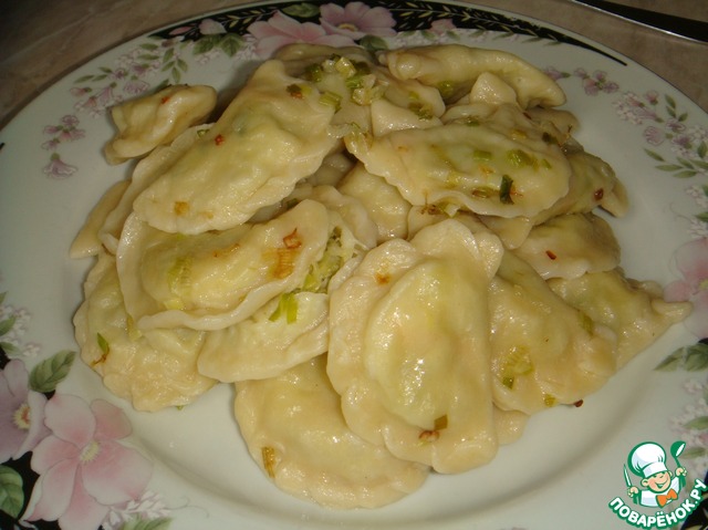 Dumplings with cabbage 