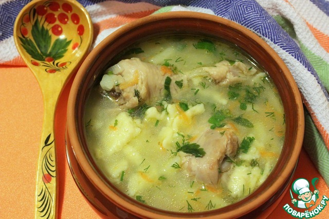 Chicken soup with dumplings country-style