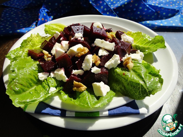 Beet salad with feta