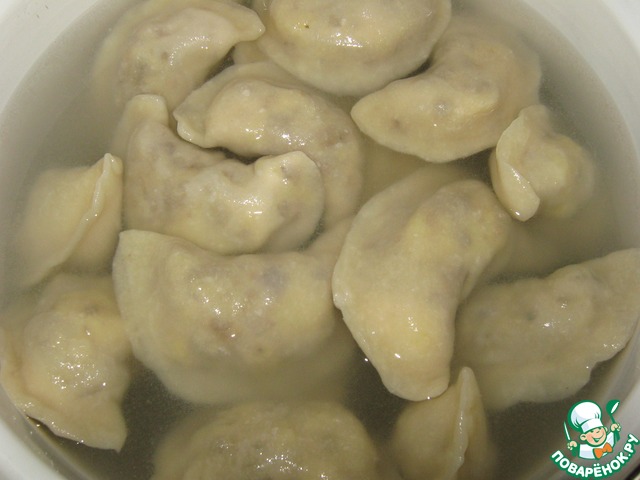 Potato dumplings, liver and mushrooms