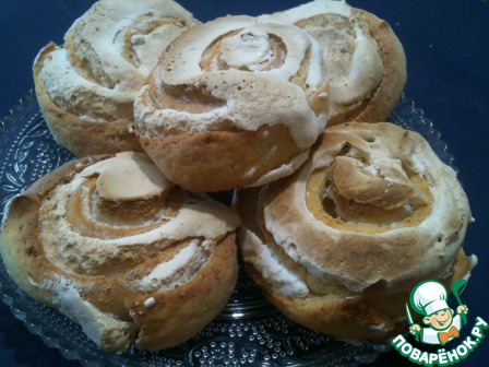 Cottage cheese biscuits with meringue