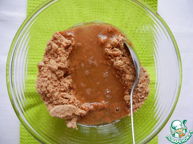 Homemade peanut halva