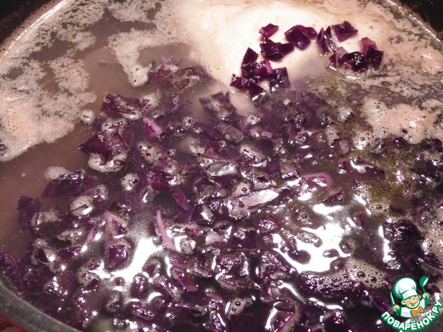 Soup with buckwheat and red cabbage
