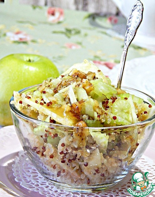 Salad with quinoa 