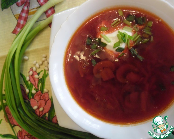 Soup with mushrooms and white beans