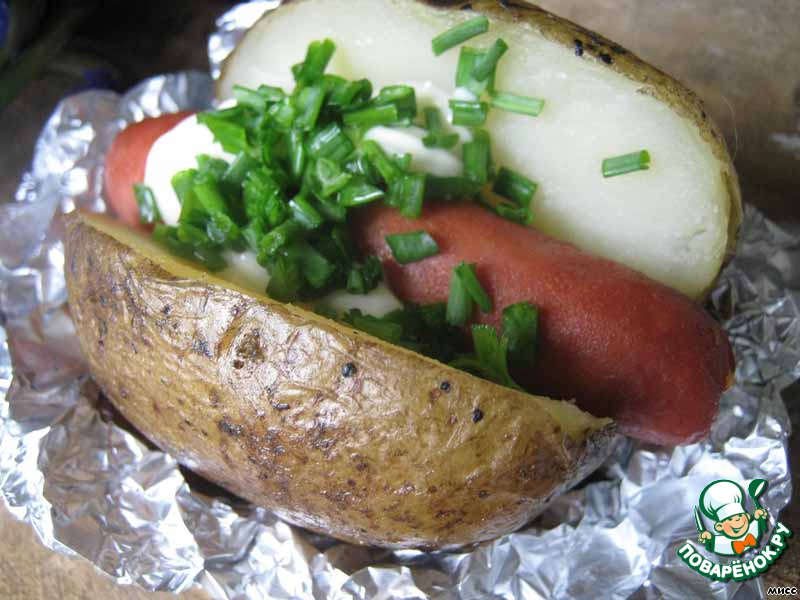 Hot dog, potatoes