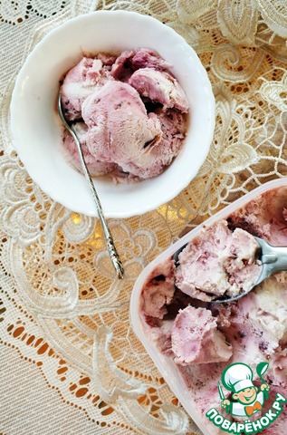 Ice cream with prunes