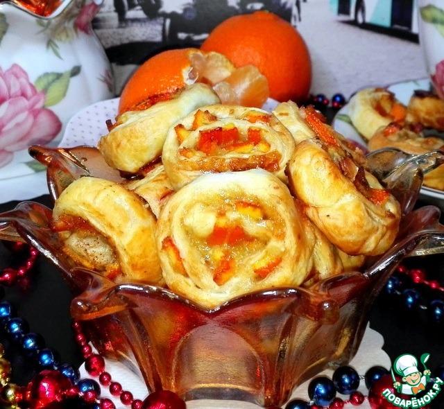 Biscuits with tangerine peel