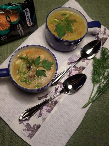 Суп с чечевицей и черносливом